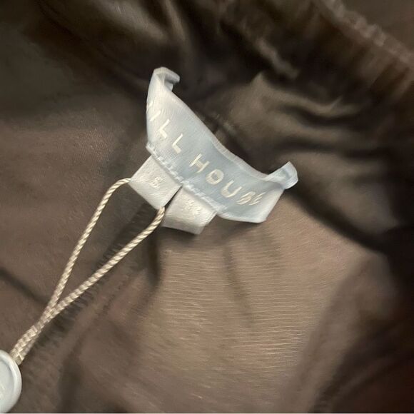 Hill House Black Stretch The Claire Cropped Pant Small NWT - Picture 11 of 13